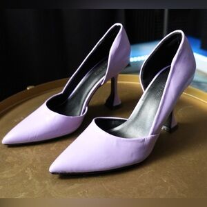 HIGH HEELS (Open Edit)